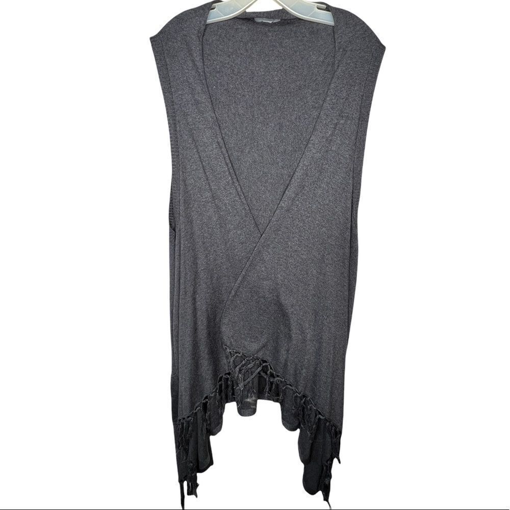 Joseph A Woman Sleeveless Cardigan Sweater